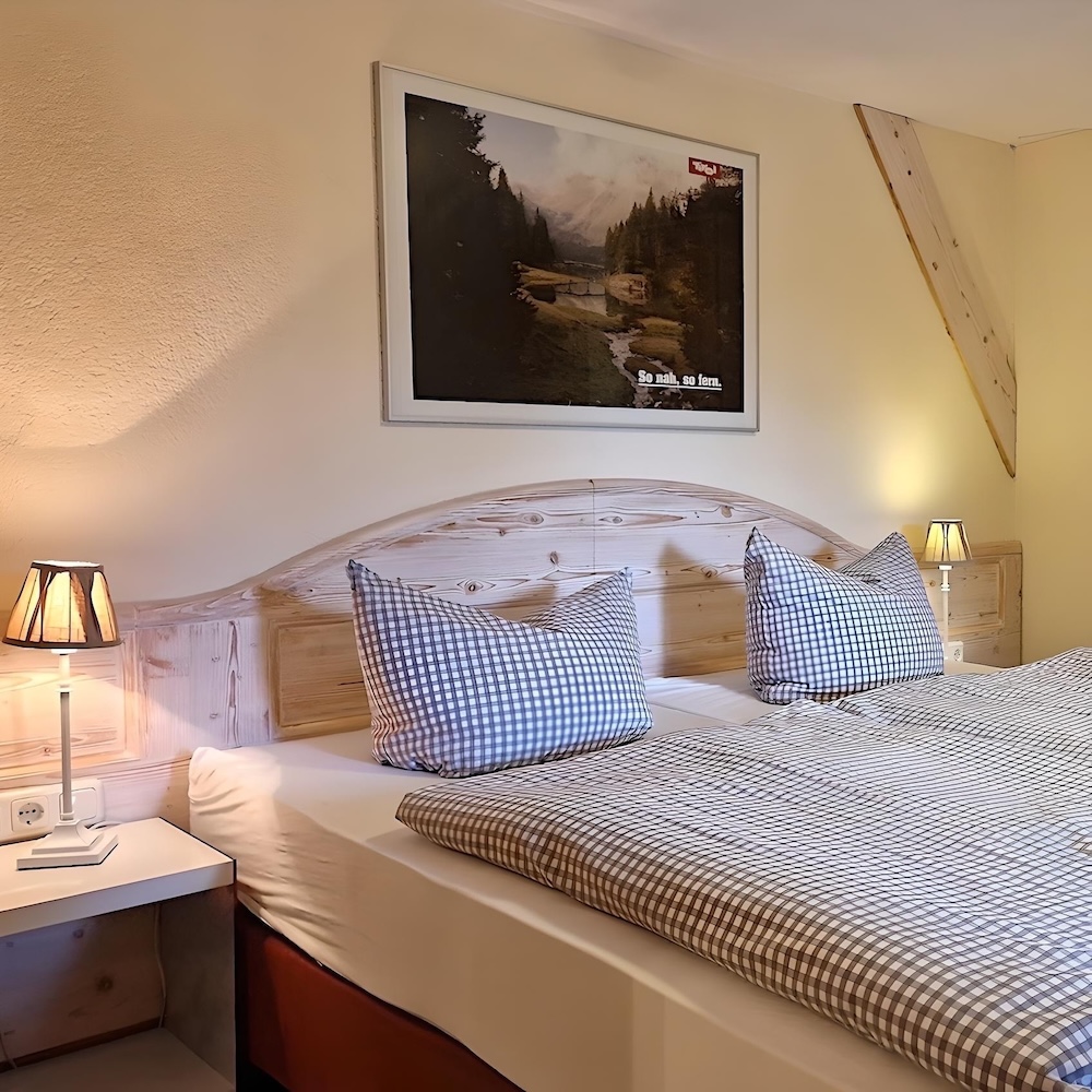 BERGHEIM - Gasthaus & Pension / Tannheim-Tirol