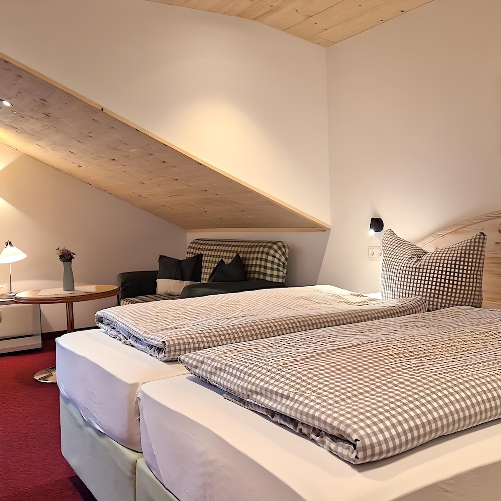 BERGHEIM - Gasthaus & Pension / Tannheim-Tirol